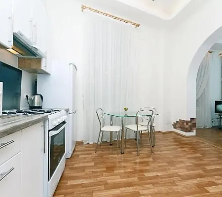 Apartment Luxury In The Center Of Old Kyiv